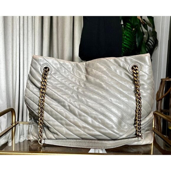 AUTHENTIC TORY BURCH GREY QUILTED LEATHER LARGE KIRA SHOULDER BAG - Picture 4 of 13